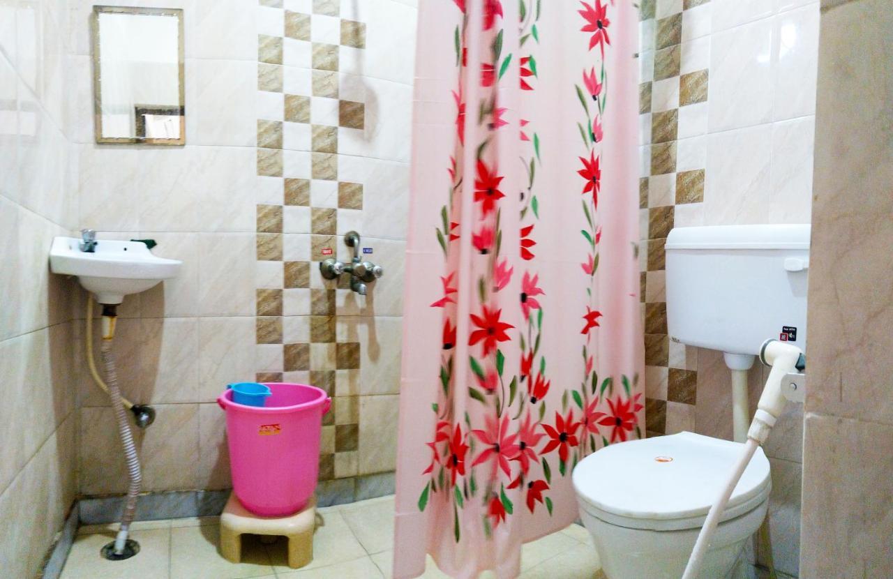 Su- Koon Homestay Agra  Exterior foto